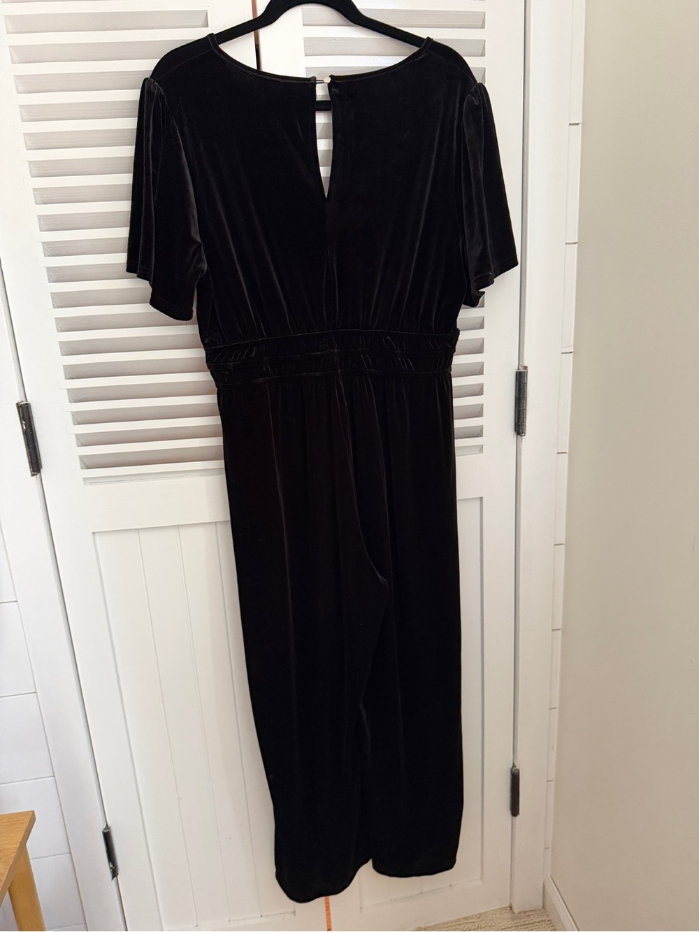 Elegant black velvet jumpsuit